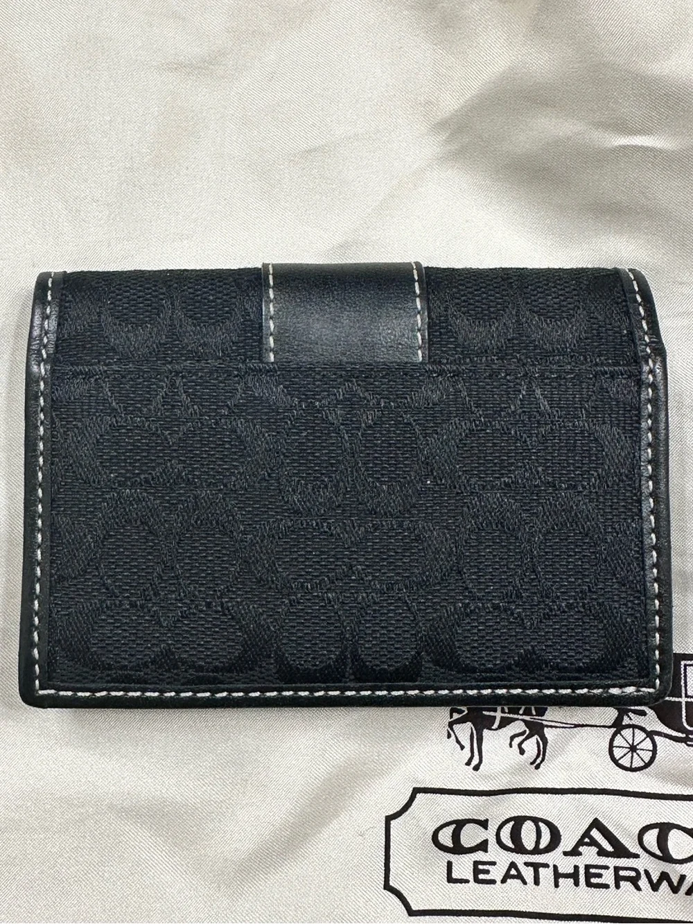 Coach sleek card